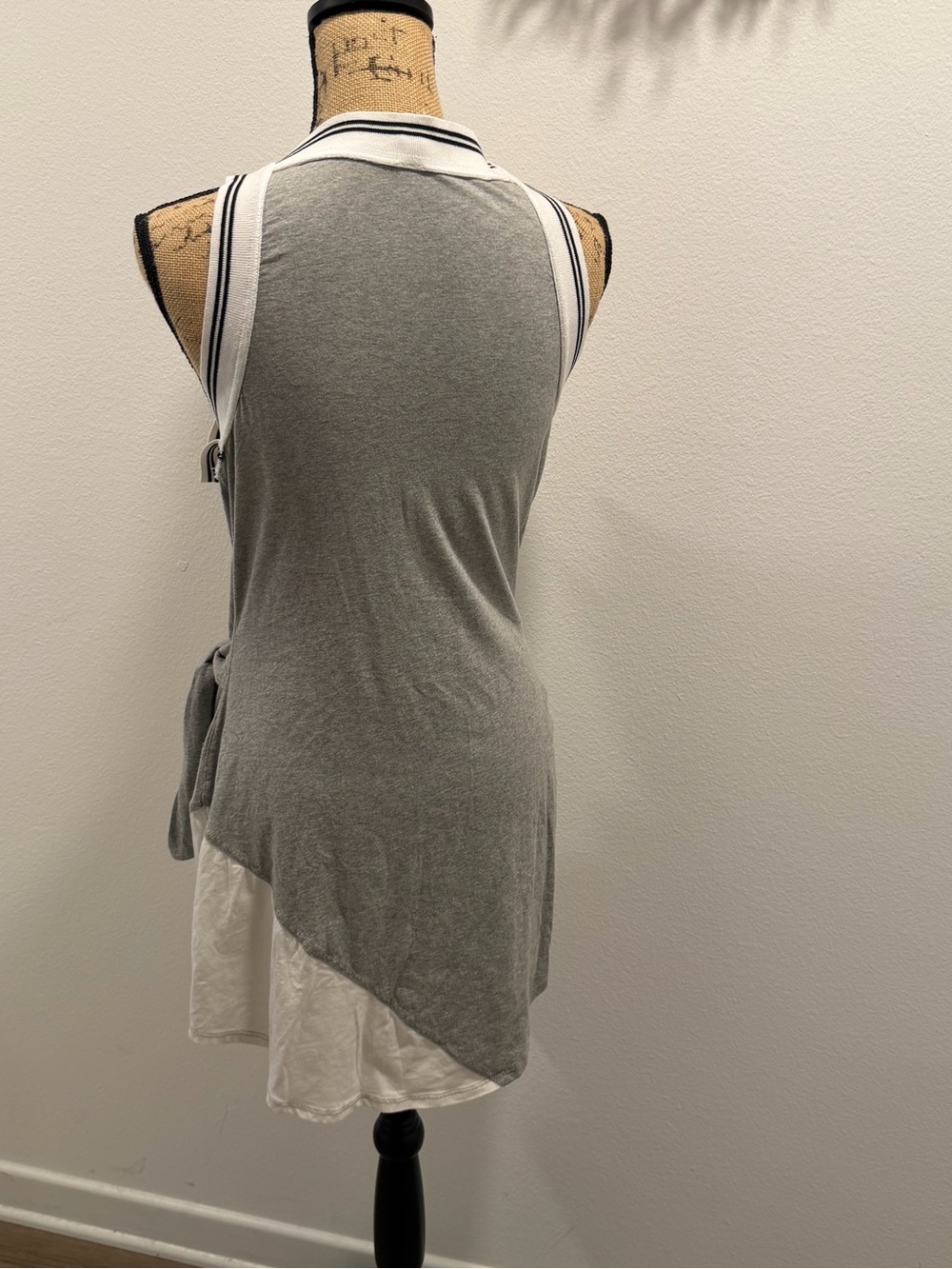 Anthropologie Daily Practice Sleeveless Gray Layered Tie-Waist Dress M - Picture 4 of 5